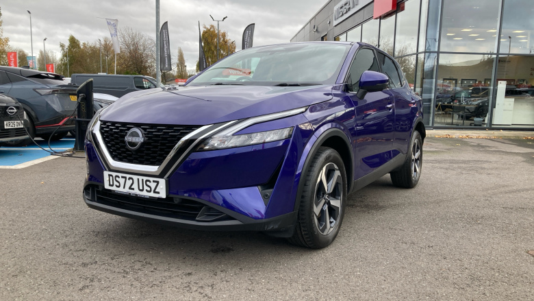 Nissan Qashqai 1.3 DiG-T MH N-Connecta 5dr Petrol Hatchback